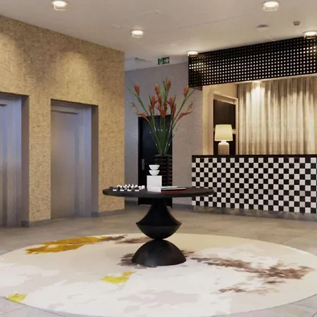 Ibis Styles Airport Hotell 3*