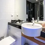 Hotel Ibis Styles Airport 3*