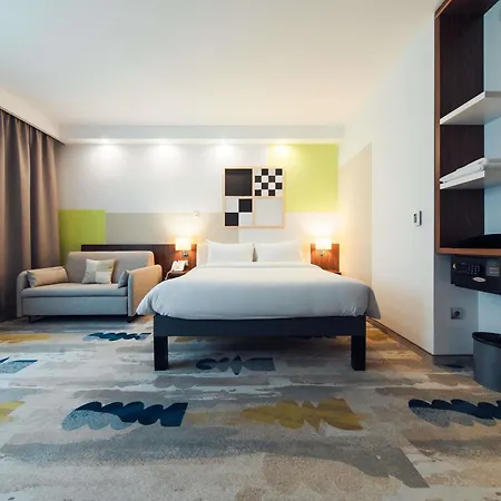 Ibis Styles Airport 3*