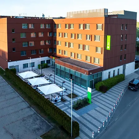 Hotel Ibis Styles Airport Warszawa