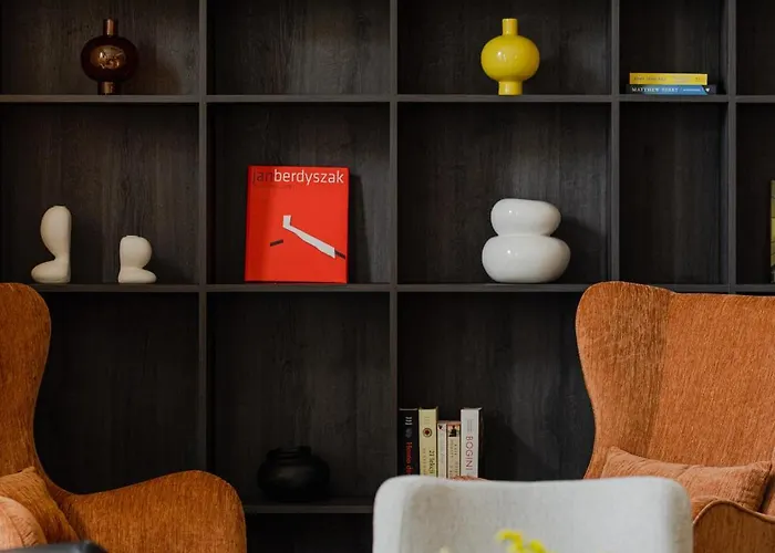 Ibis Styles Airport Ξενοδοχείο 3*