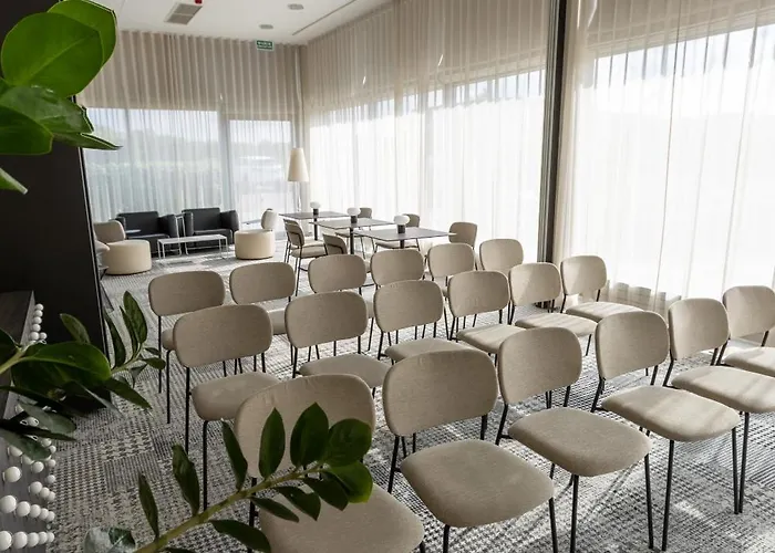 Ξενοδοχείο Ibis Styles Airport 3*