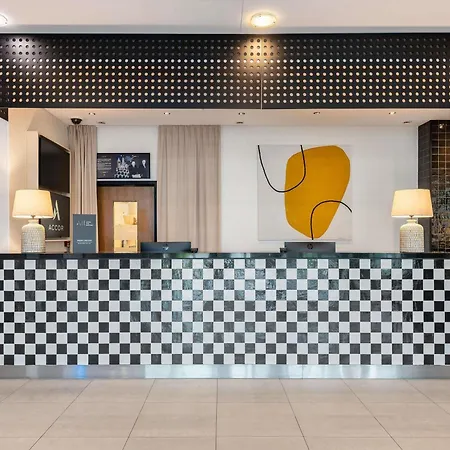 Hotel Ibis Styles Airport 3*