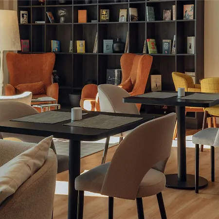 Ibis Styles Airport Hotel Warsaw