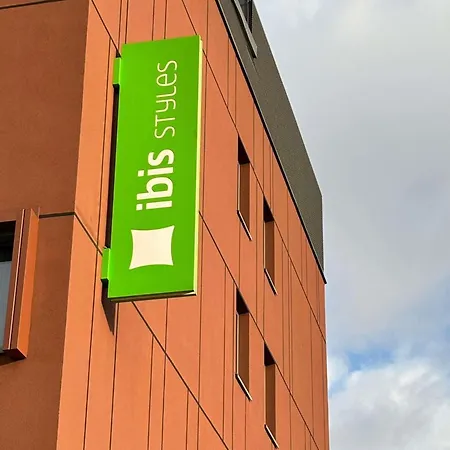 Hotel Ibis Styles Airport Warsaw