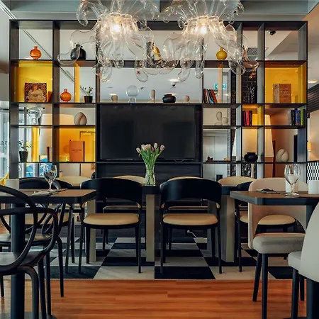 Ibis Styles Airport 3*