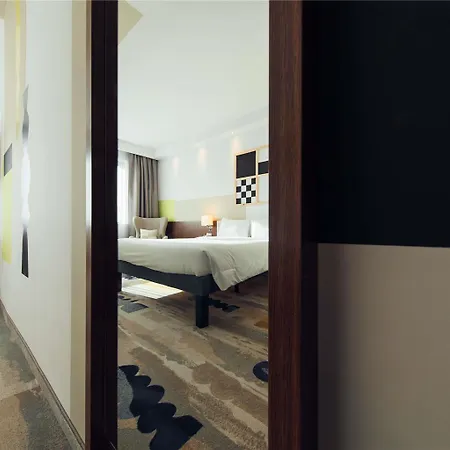 Ibis Styles Airport Hotel Warschau