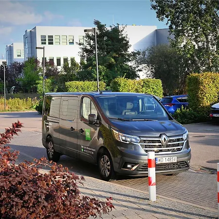 Ibis Styles Airport 3* Warschau
