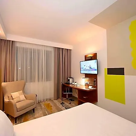 Ibis Styles Airport Hotel 3*