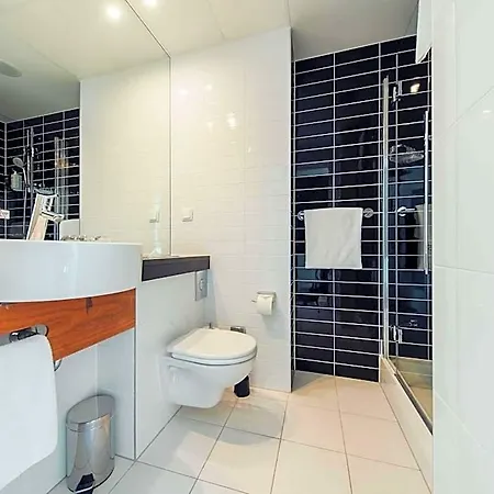 Hotel Ibis Styles Airport Warsaw