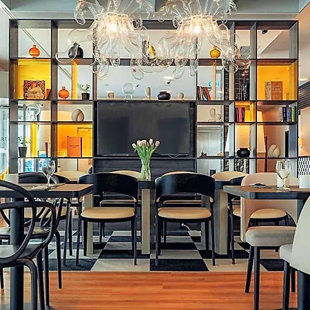 Hotel Ibis Styles Airport Warsaw