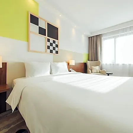 Ibis Styles Airport 3*