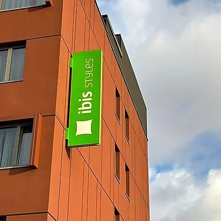 Szálloda Ibis Styles Airport