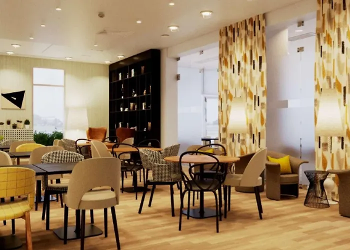 Hotel Ibis Styles Airport 3*