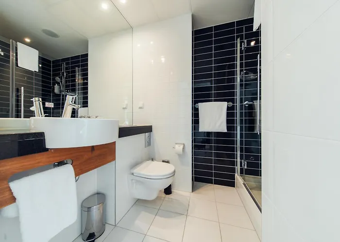 Ibis Styles Airport Hotel Warsaw