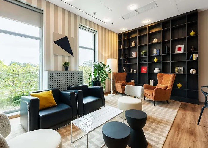 Ibis Styles Airport 3*