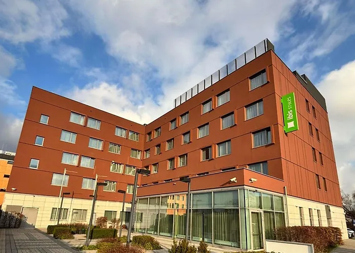Ibis Styles Airport 3* Warschau