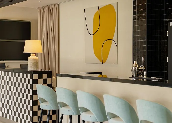 Ibis Styles Airport Hotel 3*