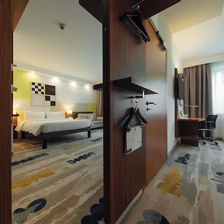 Ibis Styles Airport 3* Варшава