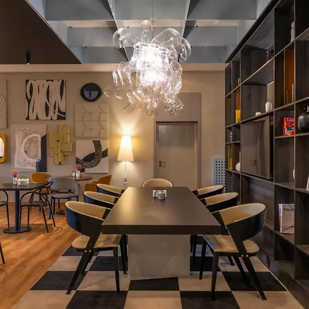 Ibis Styles Airport 3*