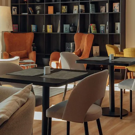 Ibis Styles Airport